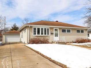 825 S Christine St, Appleton, WI 54915