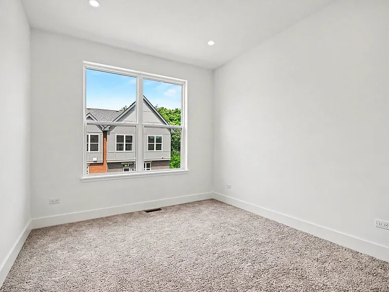 1215 Gateway Ct — Photo 23