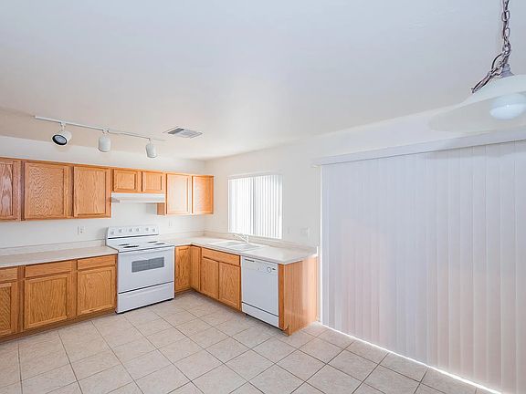 2nd image of 4168 E Agate Knoll Dr