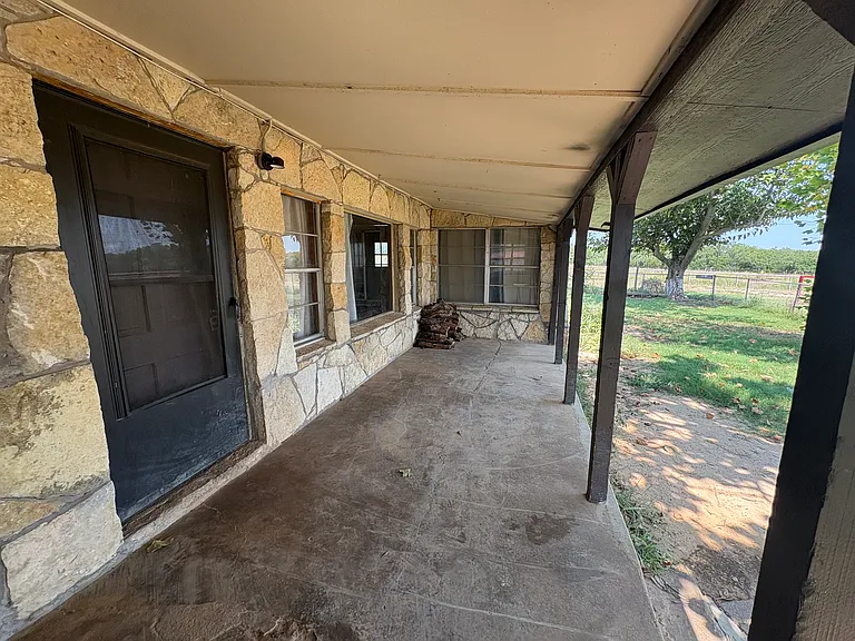 177 County Road 3940 — Photo 5