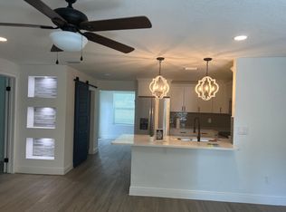 2005 Douglas Ave, Dunedin, FL 34698