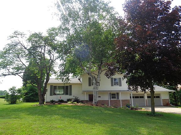2nd image of 1747 N Cochran Ave
