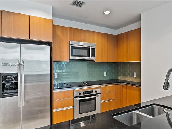 3rd image of 1050 Brickell Ave APT 2620