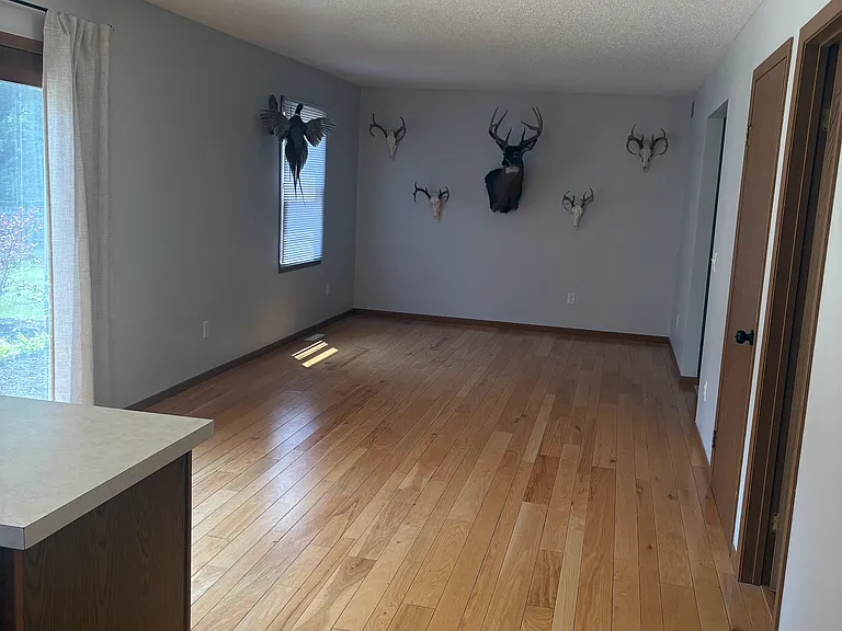686 Plainfield Ct #1 — Photo 3