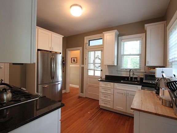 4th image of 1512 Nottoway Ave