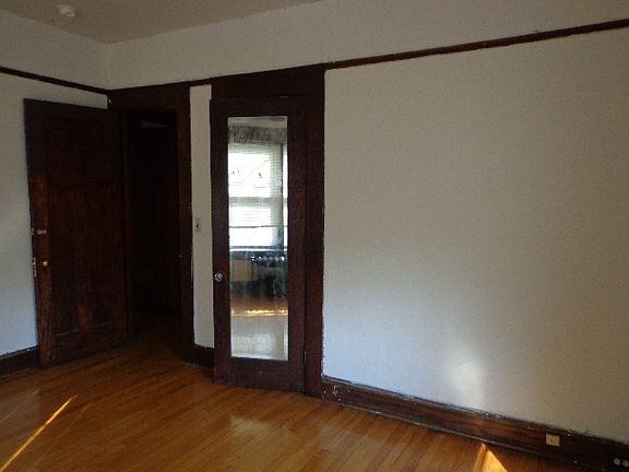 5th image of 111 E Gorham St #2