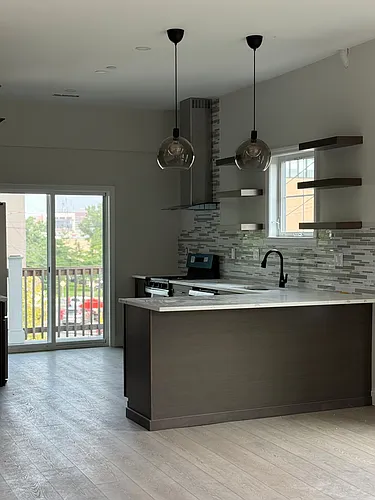 131 Boston St #3 Photo 1