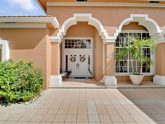3rd image of 71 Cayman Place