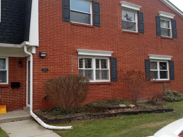 45072 Kensington St, Utica, MI 48317