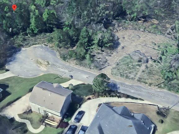 2nd image of 4300 Green Haven Dr