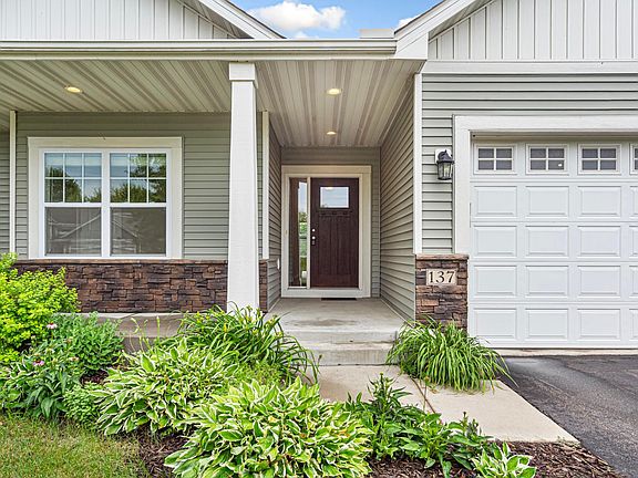 2nd image of 137 Bluff Ln