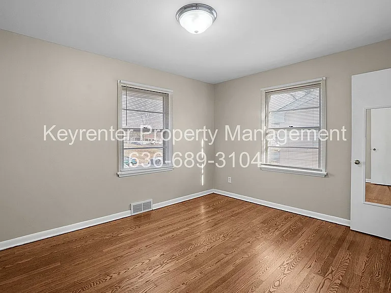 236 S Cadillac Dr — Photo 13