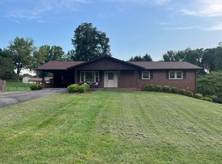 148 Sheffield Rd, Ridgeway, VA 24148