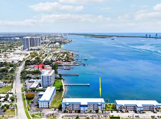 410 Wilma Cir APT 308, Riviera Beach, FL 33404