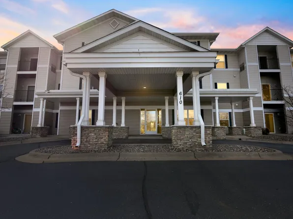 610 Whiskey Rd NW APT 129, Isanti, MN 55040
