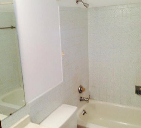 4th image of 5176 Edgemere Dr