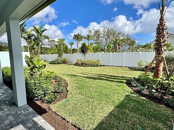 5th image of 13813 Dalrada Avenue #Coral 002