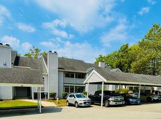 23 Chase Oak Ct APT 13, Groton, CT 06340