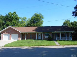 549 Glenda St, Ste Genevieve, MO 63670