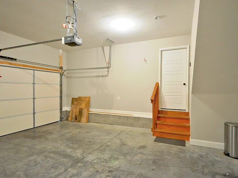 924 Burley Barn Rd — Photo 45