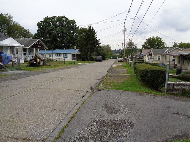 2nd image of 109 Washington Ave