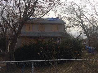 2 Orchard St, Spring Valley, NY 10977