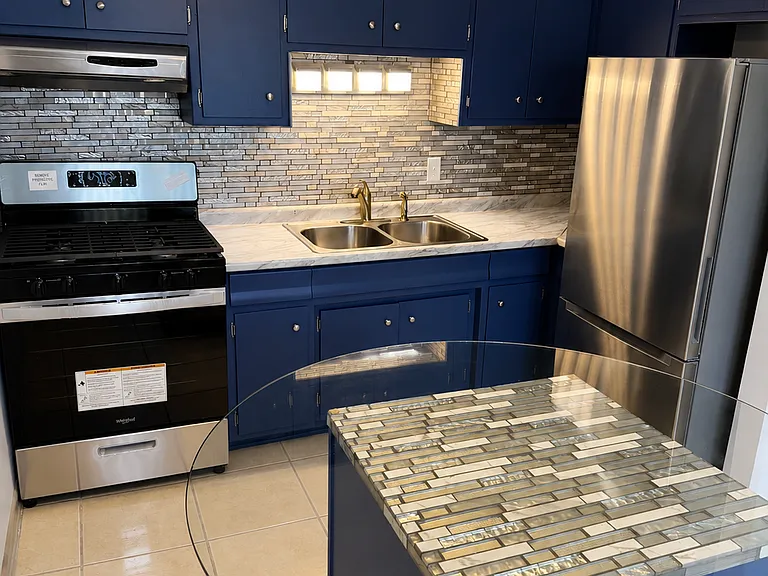 7043 S East End Ave #2A — Photo 9