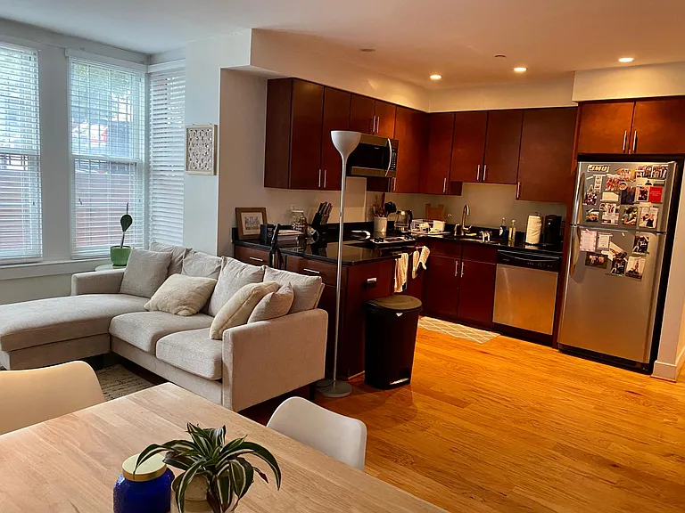Family room/kitchen