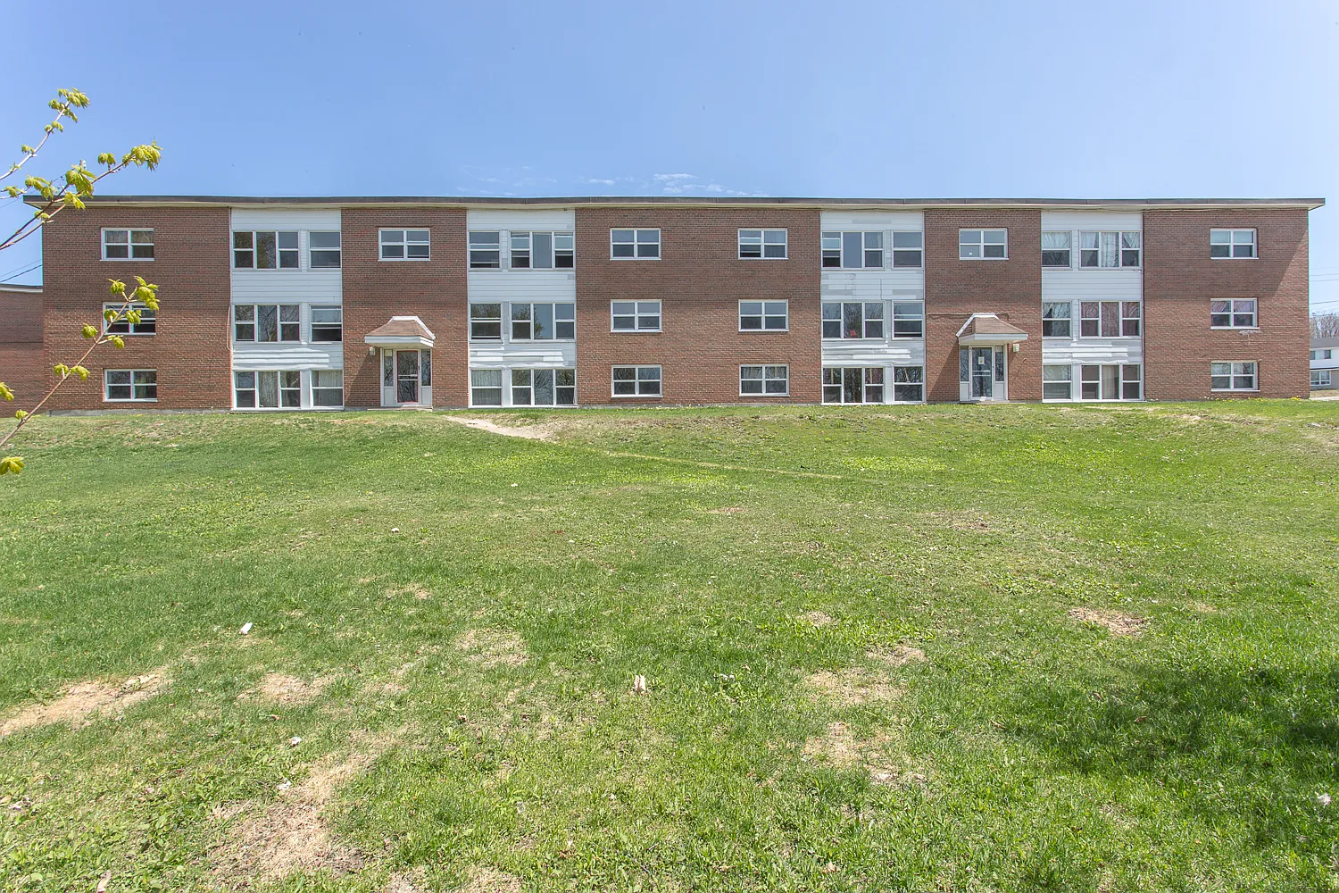 Hillcrest Place — Photo 2