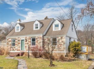 148 Quaker Church Rd, Randolph, NJ 07869