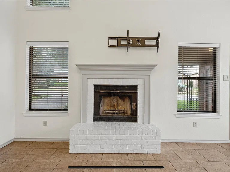 125 Pleasant Grove Ln — Photo 6
