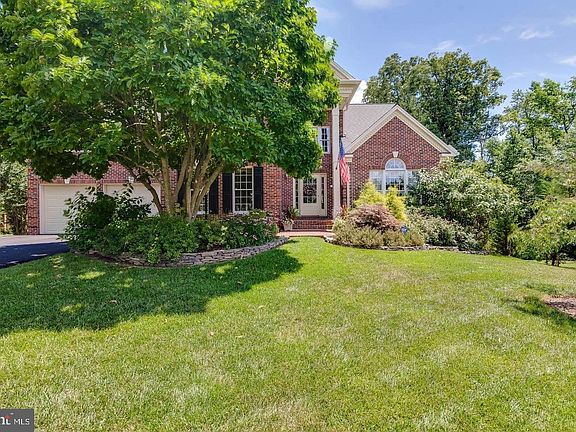 2nd image of 9403 Thurston Ct