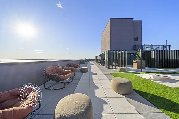 Rented by Carroll Development Leasing LLC | media 26