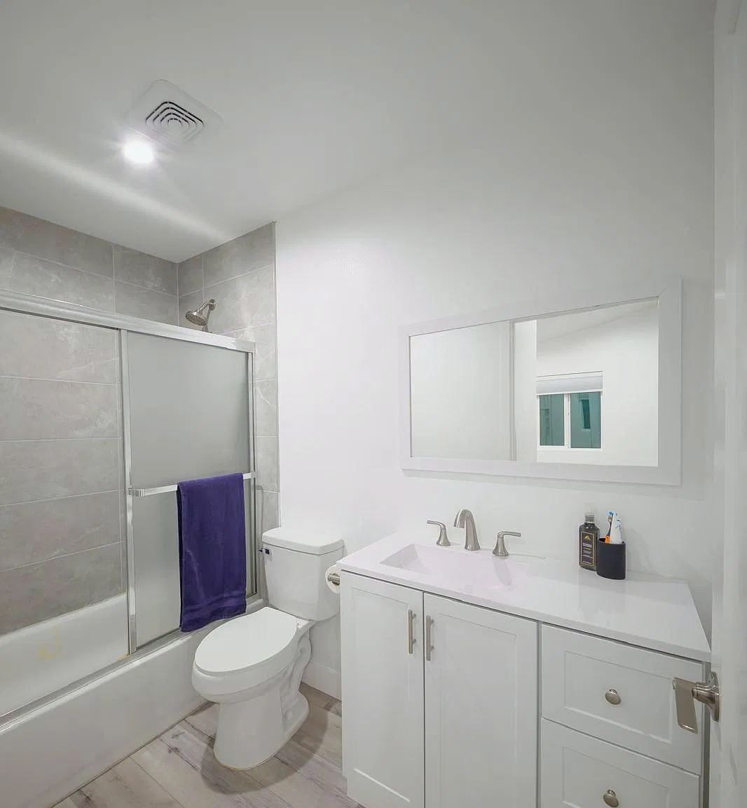 Studio, 450 sqft, $2,100 — Photo 3