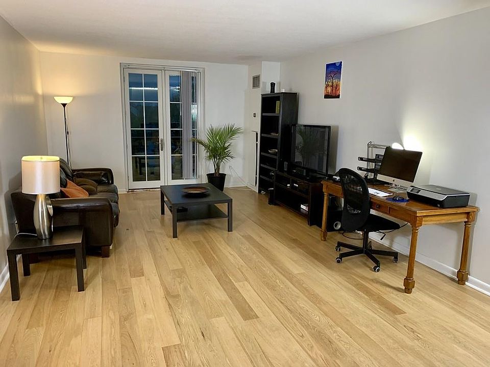 1st image of 100 Marina Dr APT 303