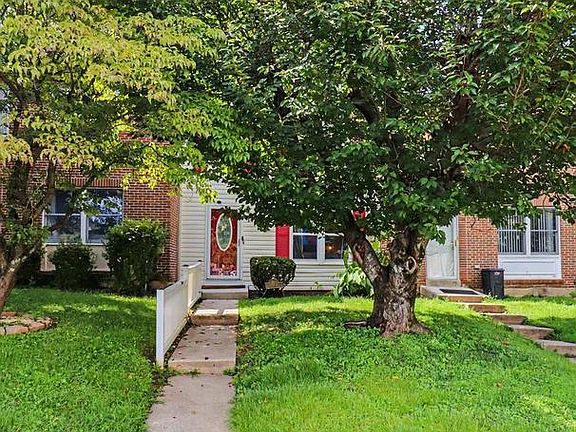 4th image of 14 Fitzharding Pl