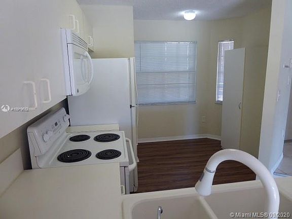 4th image of 14207 SW 121st Pl #2