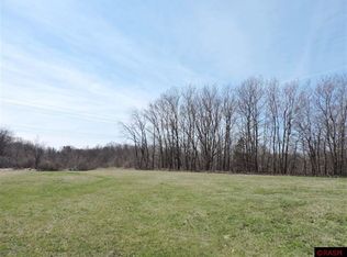 19 Coventry Ct, North Mankato, MN 56003