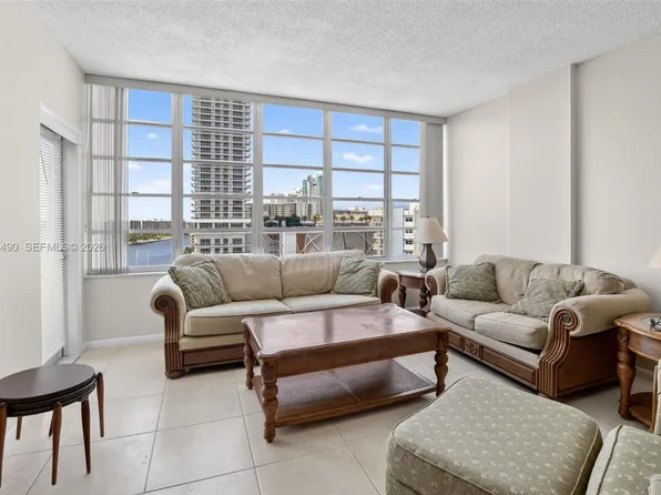 1817 S Ocean Dr, Hallandale, FL