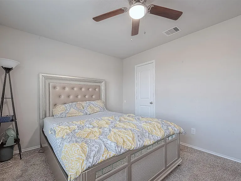 21311 Orono Heights Trl — Photo 38