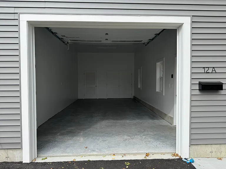 12 Lawton St #A — Photo 44