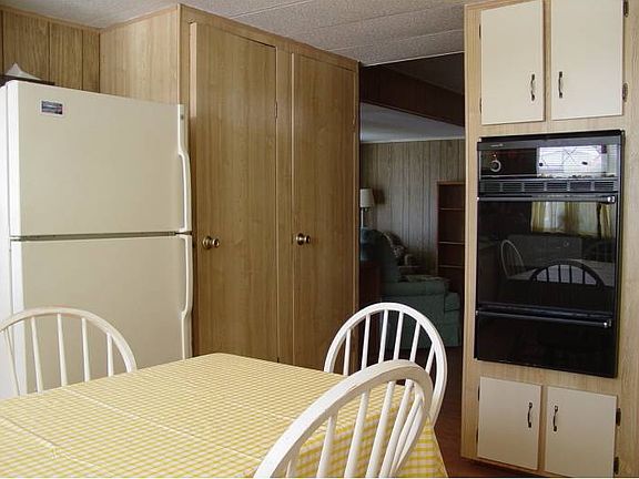 Kitchen another view