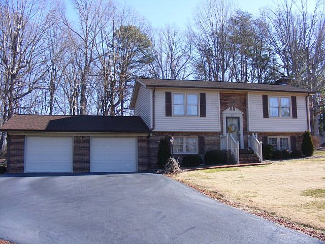 1st image of 229 Dalewood Dr
