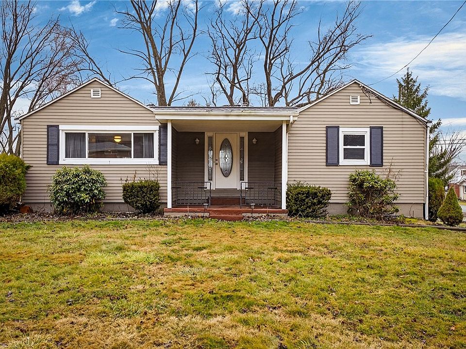 1st image of 2061 Hulton Rd