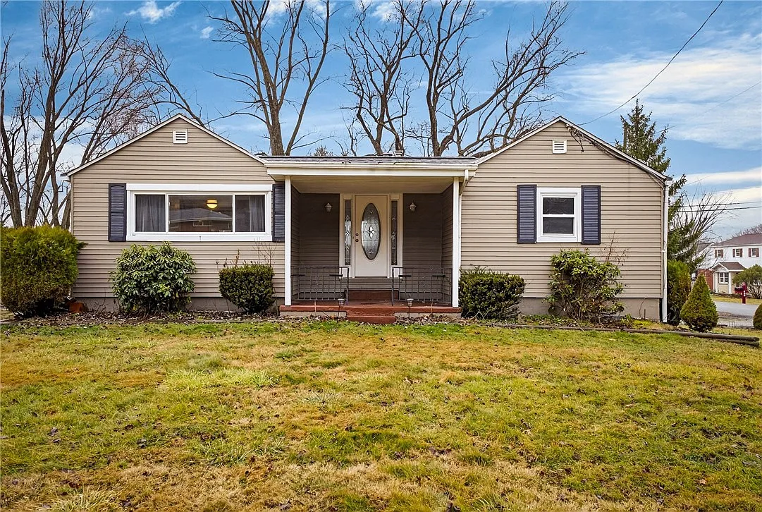 2061 Hulton Rd photo 1