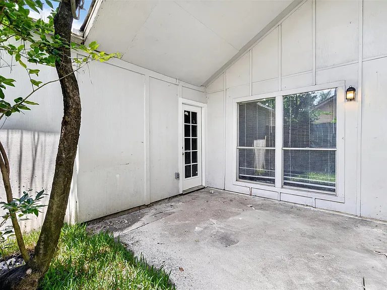 12227 W Village Dr #C — Photo 31