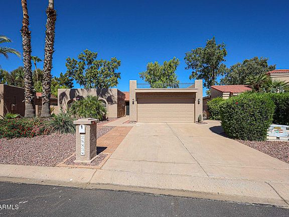 3rd image of 26434 S CEDARCREST Drive