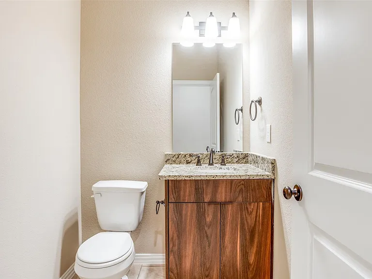 134 Canales Cir — Photo 19