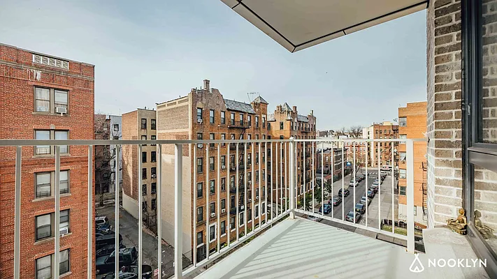 Rented by Nooklyn NYC LLC | media 50