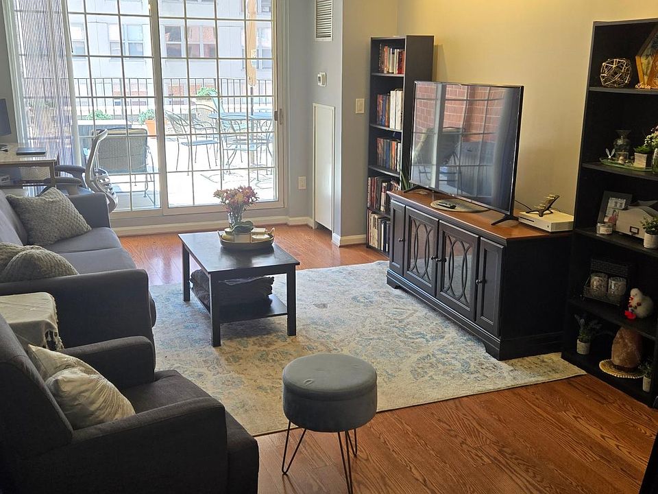 1st image of 1230 23rd St NW APT 506